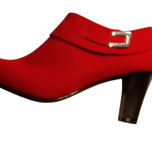 Aubrey Lynn Red Or Black Suede Booties, New In Box, 3" Block Heel, Zipper/Buckle - Picture 5 of 15